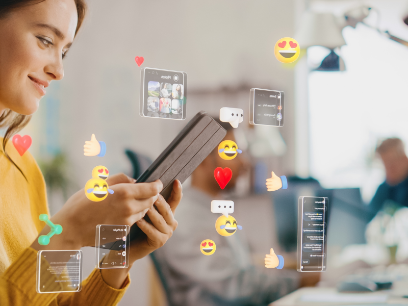 FOLGEN, LIKEN, INFORMIERT SEIN