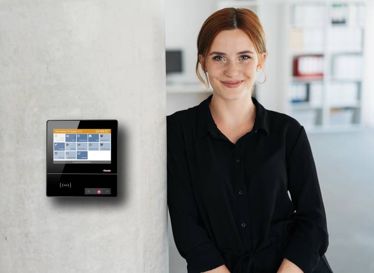 Terminal IT 8210 FR mit Frau Hardware Büro CROP 